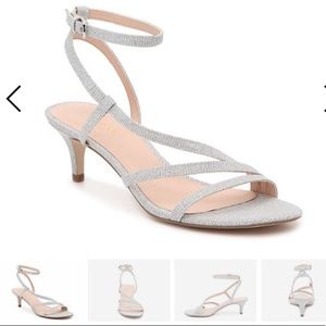 Kate Spade Shuna Sandle Silver Glitter Asymmetrical Strap Low Heel
